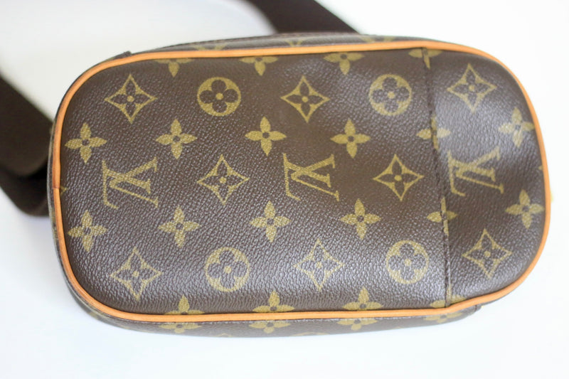 Louis Vuitton Monogram Pochette Gange Used