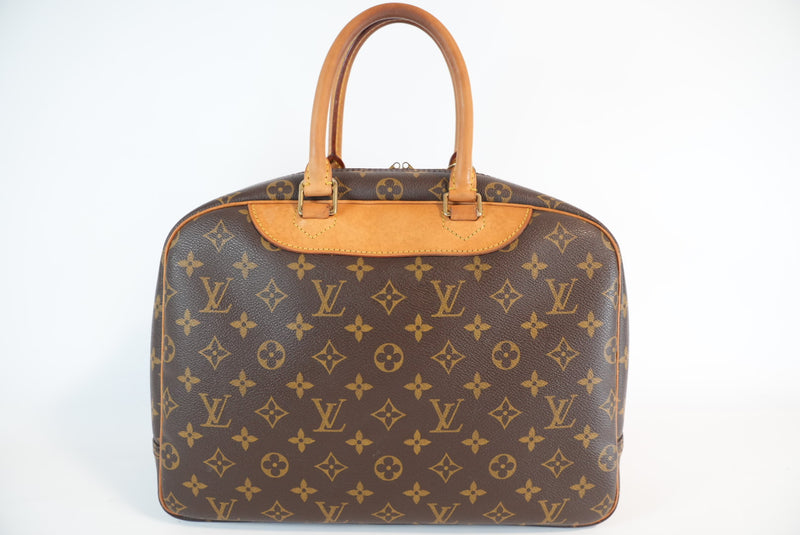 Louis Vuitton Monogram Deauville Handbag Used