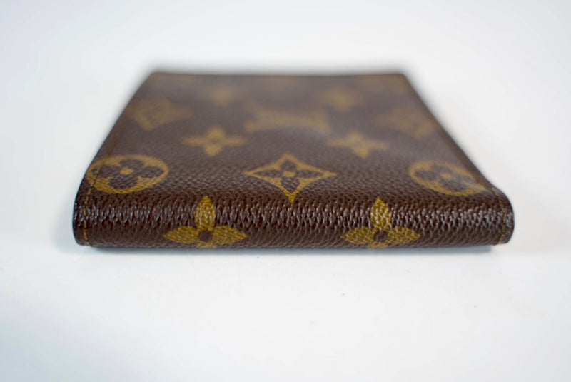 Louis Vuitton Monogram Bi-fold Wallet Used