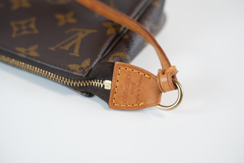 Louis Vuitton Monogram Pochette Accessories Used