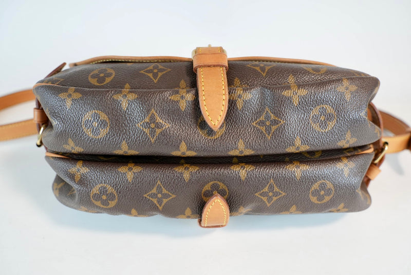 Louis Vuitton Monogram Saumur 30 Crossbody Used