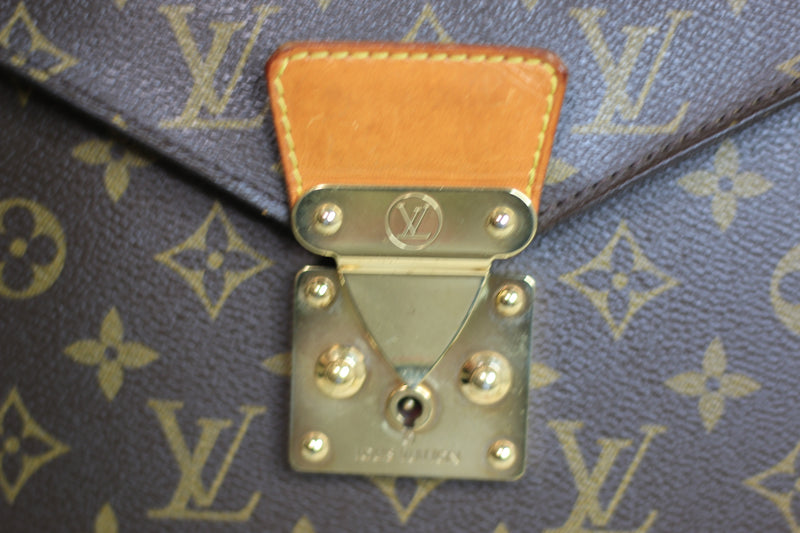 Louis Vuitton Monogram Serviette Conseiller Used