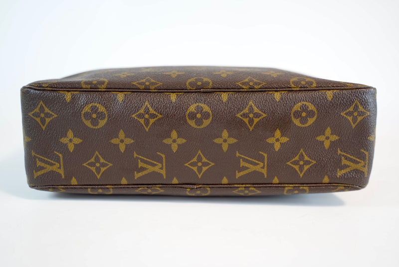 Louis Vuitton Monogram Trousse 28 Used