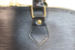 Epi Leather Noir Alma