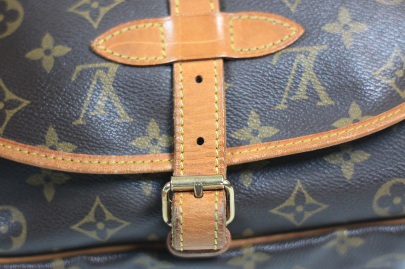 Louis Vuitton Monogram Saumur 30 Crossbody Bag Used