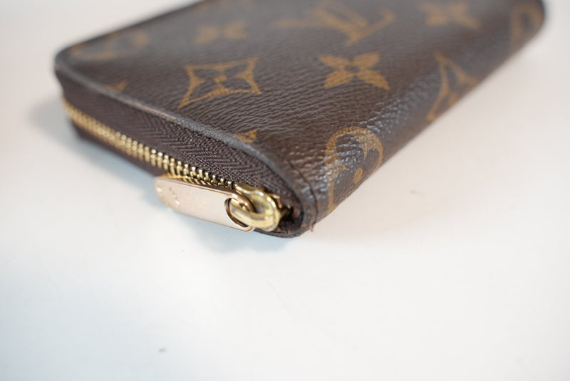 Louis Vuitton Monogram Compact Zippy Coin Purse Used