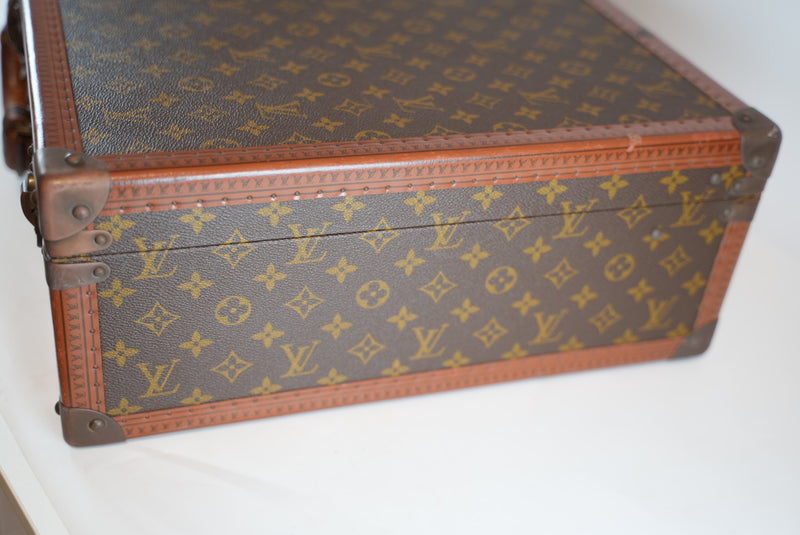 Louis Vuitton Monogram Bisten 60 Trunk Used