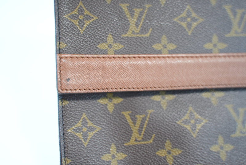 Louis Vuitton Monogram Porto Envelope Clutch Used