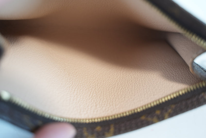 Louis Vuitton Monogram Bucket Pouch PM Used