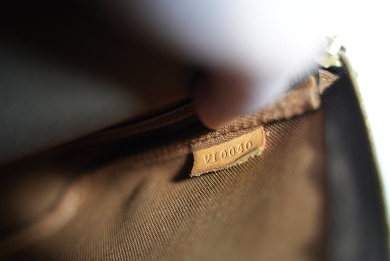 Louis Vuitton Monogram Pochette Accessories Used