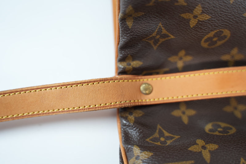 Louis Vuitton Monogram Saumur 30 Used