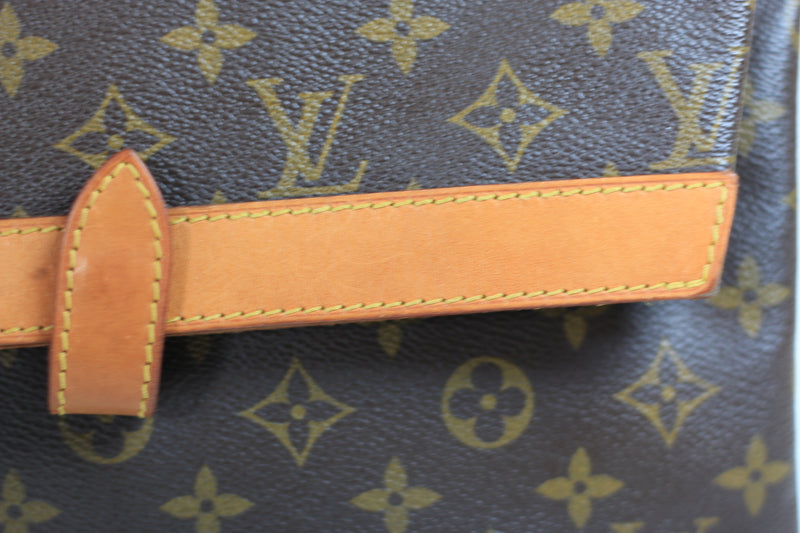 Louis Vuitton Pochette Pliante Clutch Used