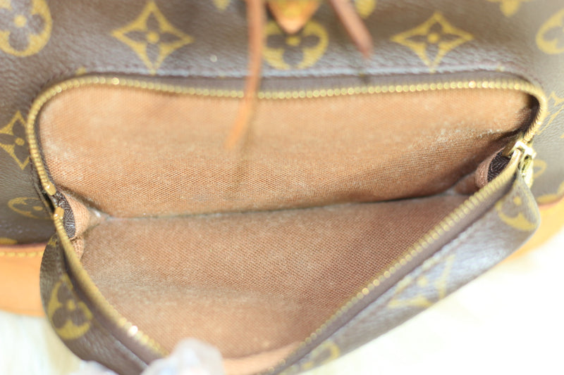 Louis Vuitton Monogram Montsouris MM Backpack Used