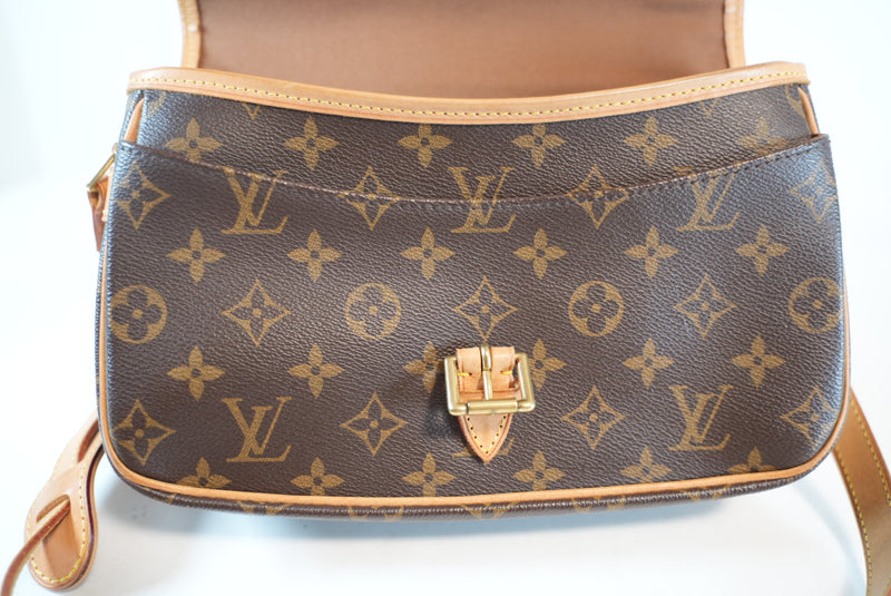 Louis Vuitton Monogram Sologne Crossbody Bag Used