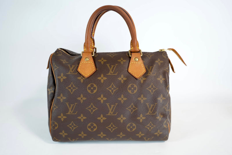 Louis Vuitton Monogram Speedy 25 Handbag Used