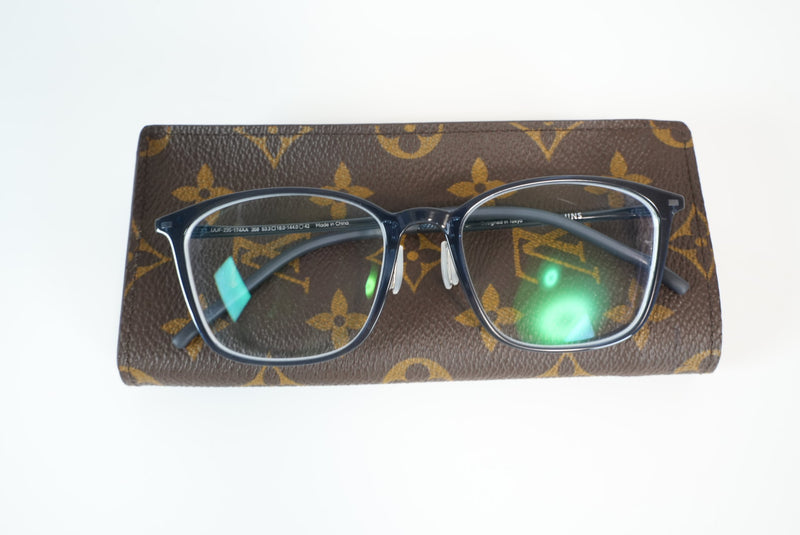 Louis Vuitton Monogram Lunettes Simple Eyeglasses Case Used