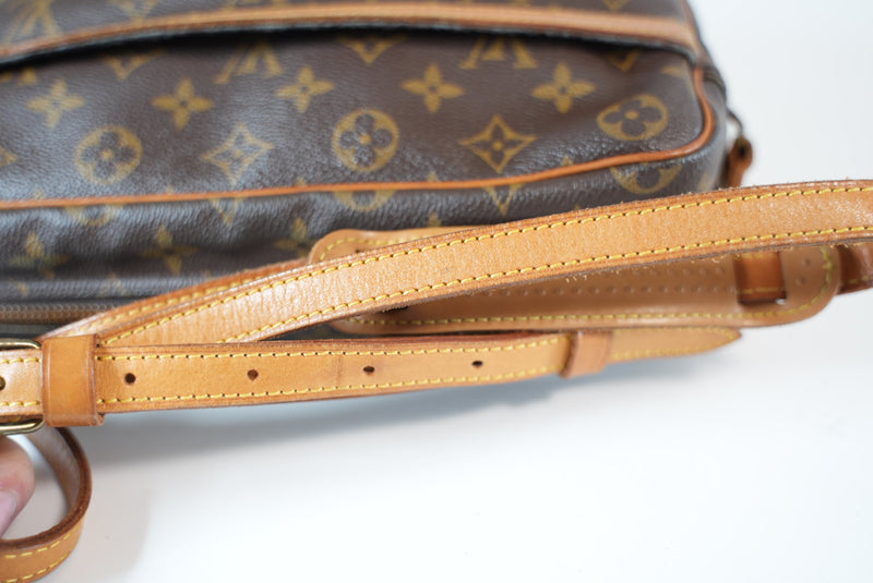 Louis Vuitton Monogram Trocadero 30 Used