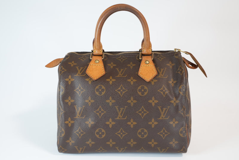 Louis Vuitton Monogram Speedy 25 Used