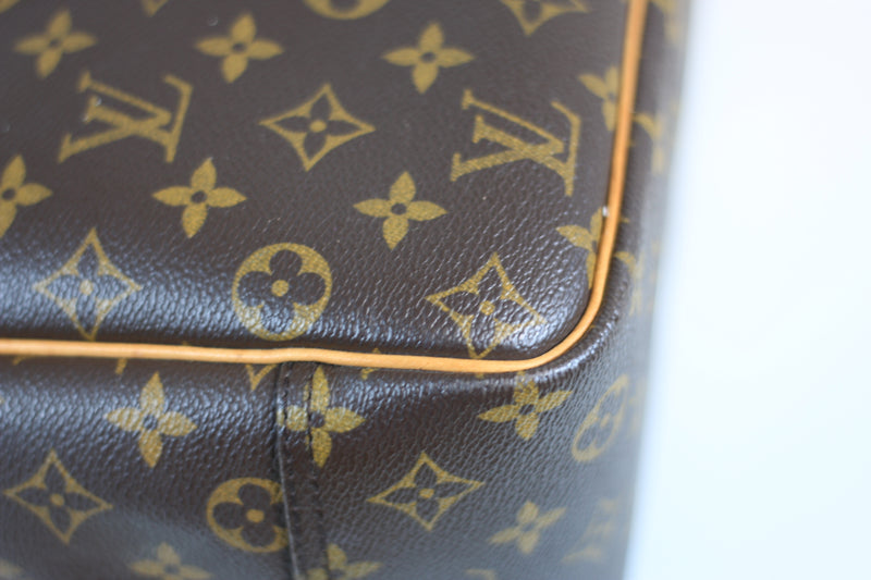 Louis Vuitton Monogram Deauville Handbag Used