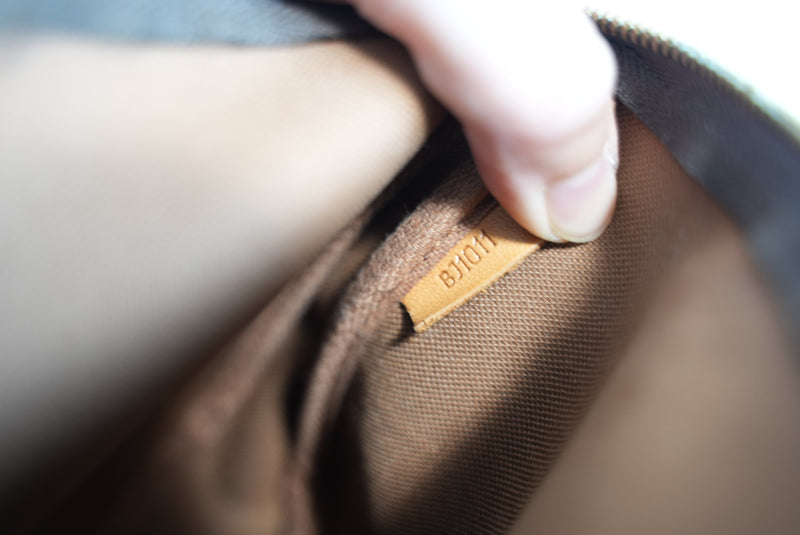 Louis Vuitton Monogram Pochette Accessories Used