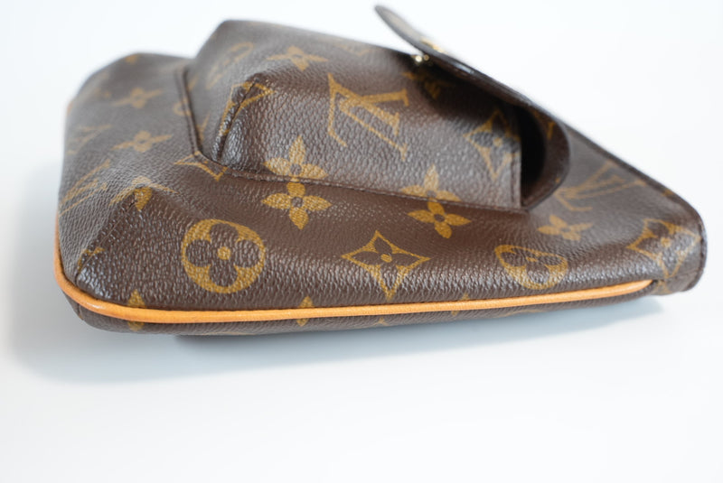 Louis Vuitton Monogram Partition Wristlet Used