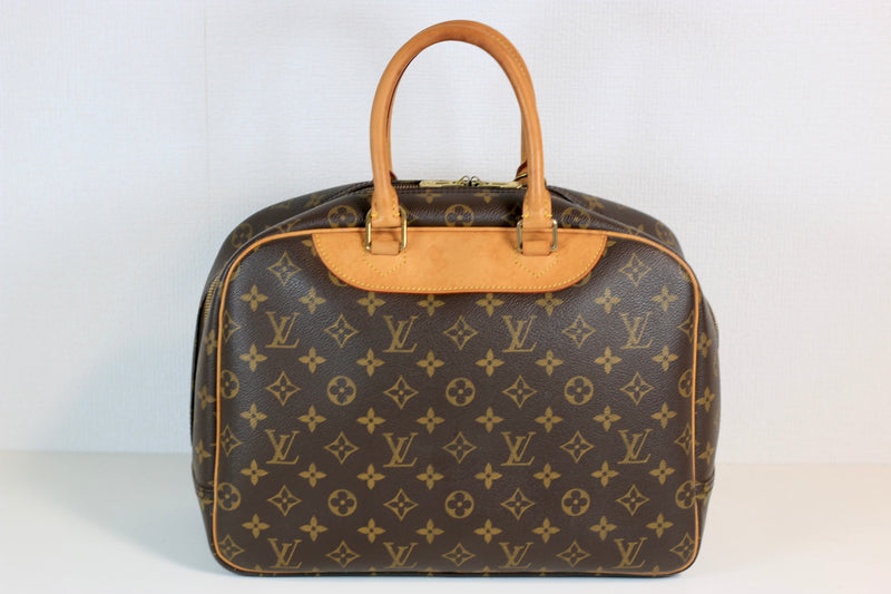 Louis Vuitton Monogram Deauville Handbag Used