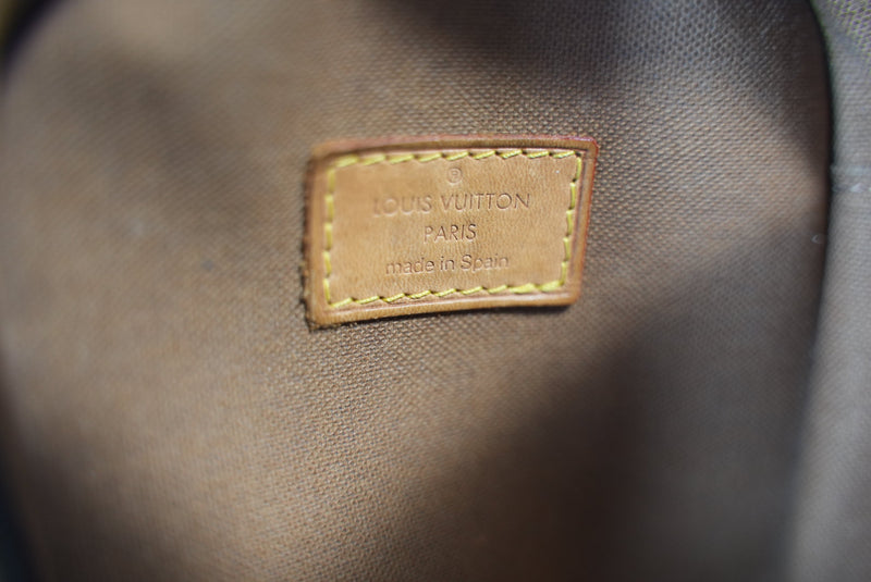 Louis Vuitton Monogram Pochette Gange Fannypack Used