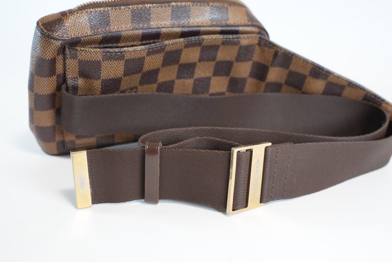 Louis Vuitton Damier Ebene Geronimos Bumbag/Fannypack Used