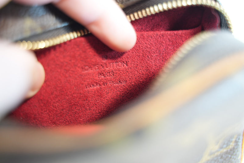 Louis Vuitton Monogram Trousse Wapity Wristlet Used