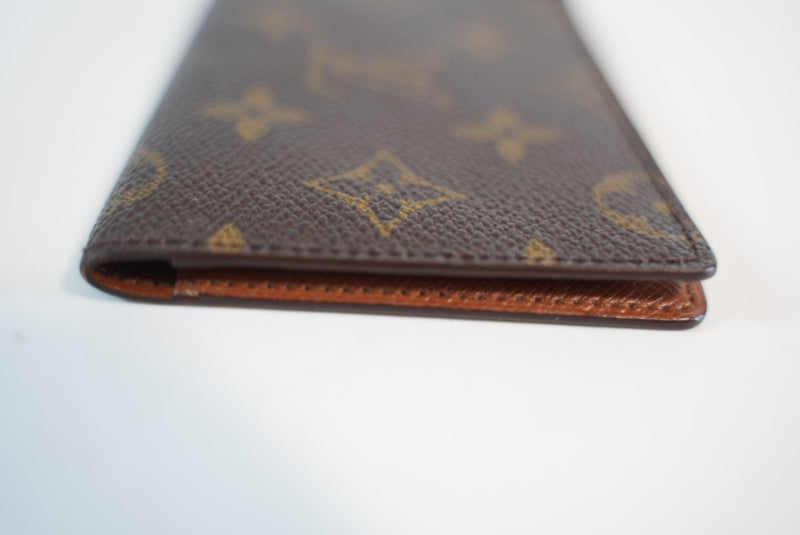 Louis Vuitton Monogram Pass/Card Case Used