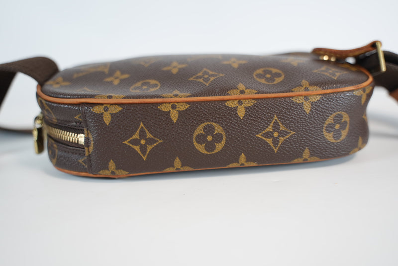 Louis Vuitton Monogram Pochette Gange Fannypack Used