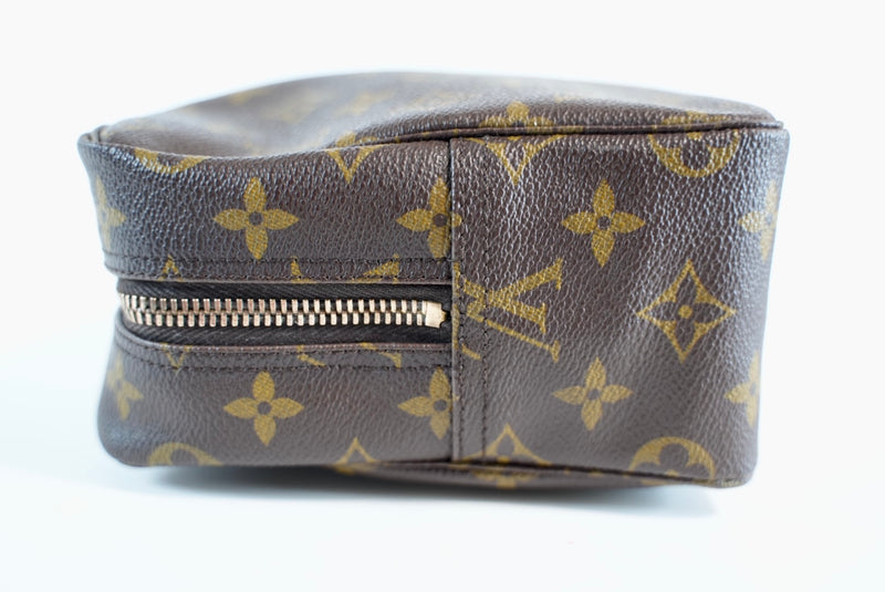 Louis Vuitton Monogram Trousse 28 Used