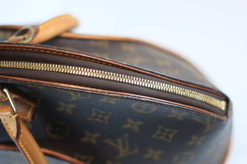 Louis Vuitton Monogram Ellipse MM Used