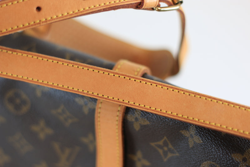 Louis Vuitton Monogram Saumur 30 Crossbody Used