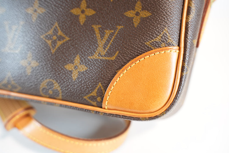 Louis Vuitton Monogram Trocadero 27 Crossbody Used