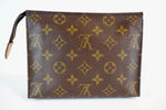 Louis Vuitton Monogram Toiletry 19 Used