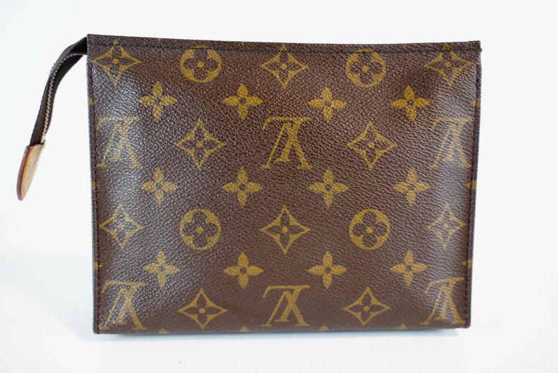 Louis Vuitton Monogram Toiletry 19 Used