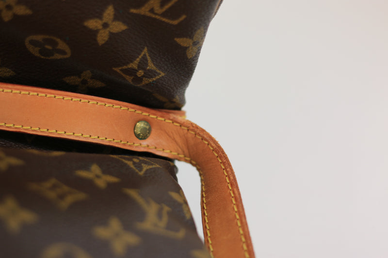 Louis Vuitton Monogram Saumur 30 Crossbody Bag Used