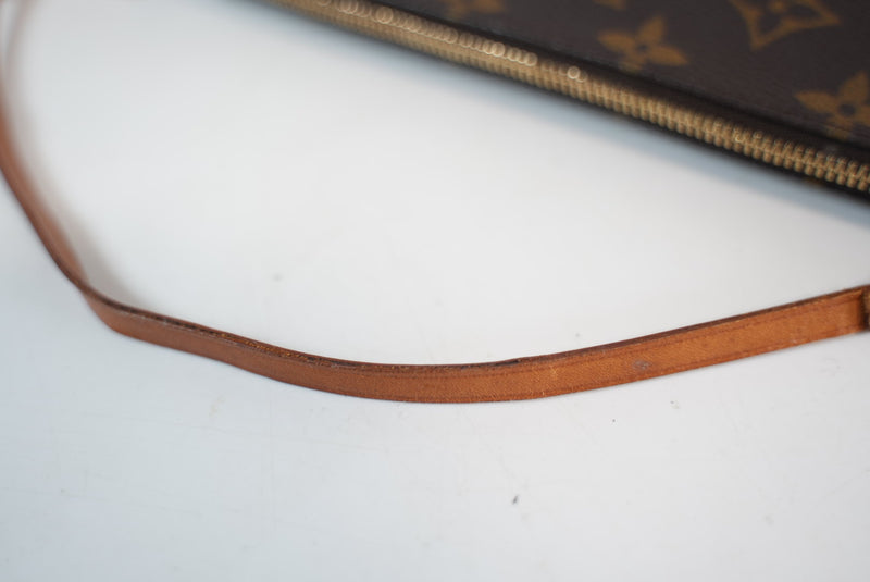 Louis Vuitton Monogram Pochette Accessories Used