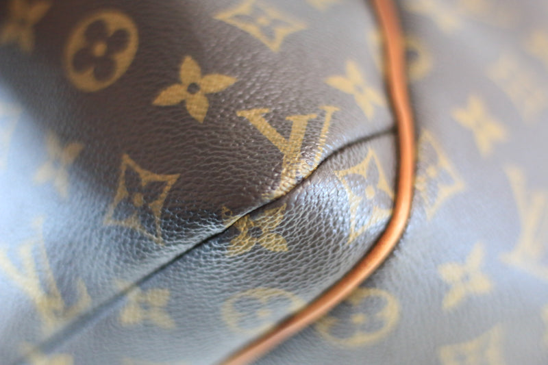 Louis Vuitton Monogram Totally MM Totebag Used