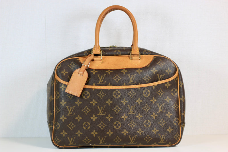 Louis Vuitton Monogram Deauville Handbag Used