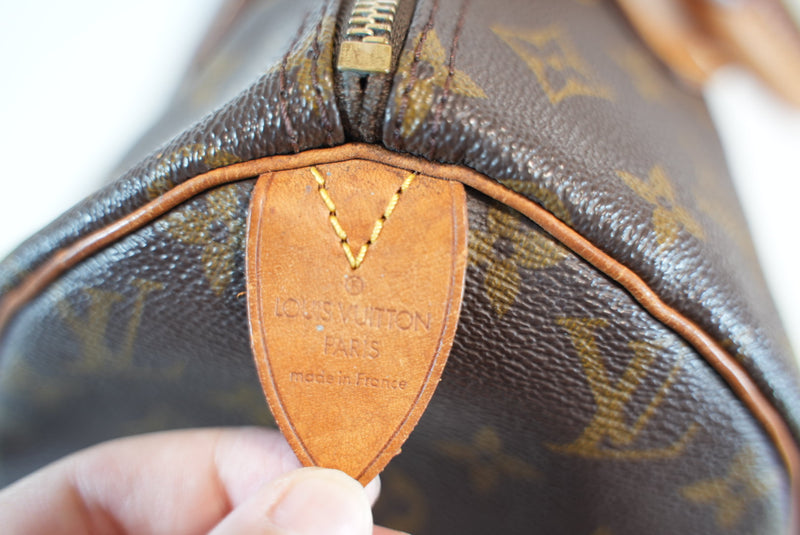 Louis Vuitton Monogram Speedy 30 Handbag Used