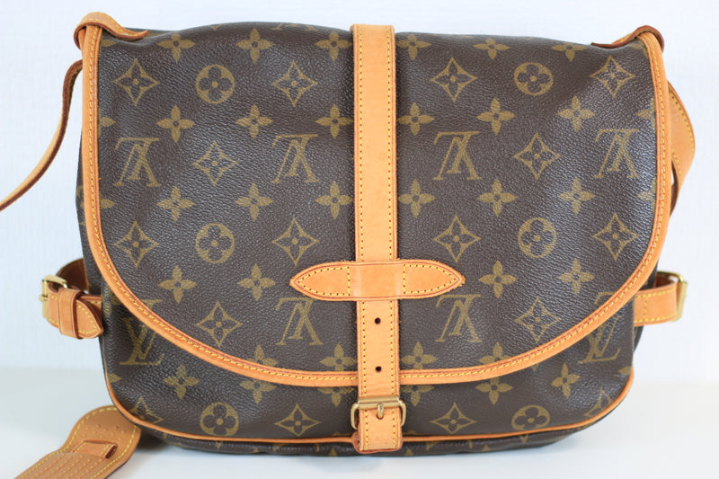 Louis Vuitton Monogram Saumur 30 Crossbody Used