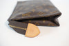 Louis Vuitton Monogram Toiletry Pouch 19 Used