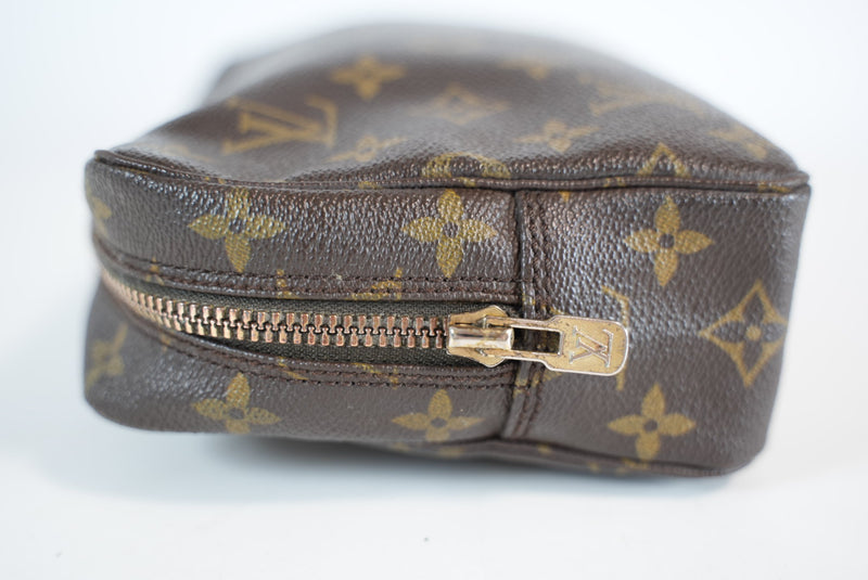 Louis Vuitton Monogram Trousse Toilette 23 Used