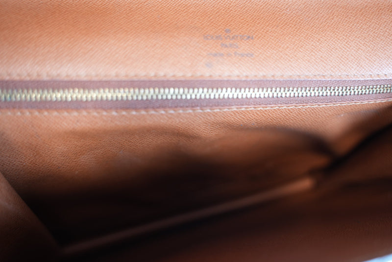 Louis Vuitton Monogram Monceau 28 2 Way Bag Used