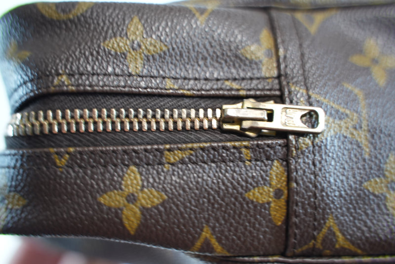 Louis Vuitton Monogram Trousse 28 Used