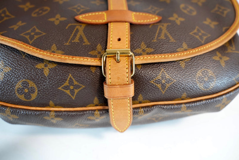 Louis Vuitton Monogram Saumur 30 Crossbody Used