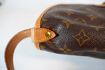 Louis Vuitton Monogram Saumur 30 Crossbody Used