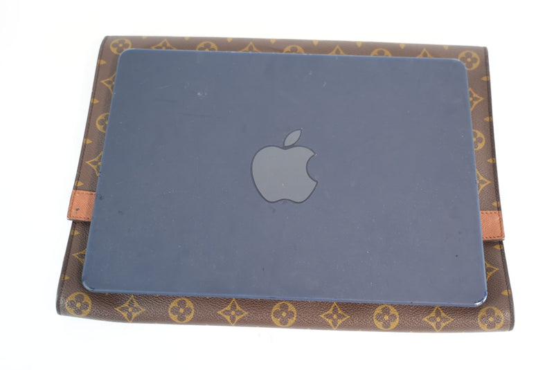Louis Vuitton Monogram Porto Envelope Clutch Used